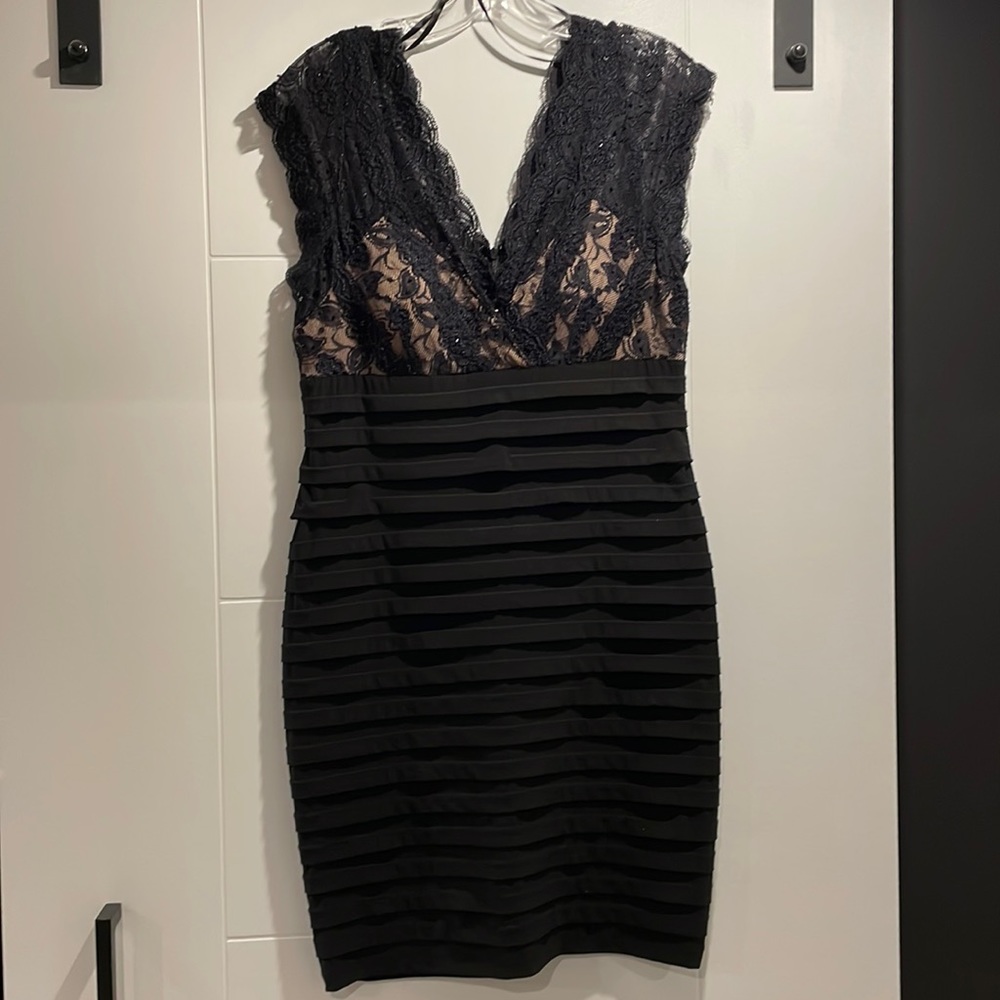 Black Betsy & Adam size 12